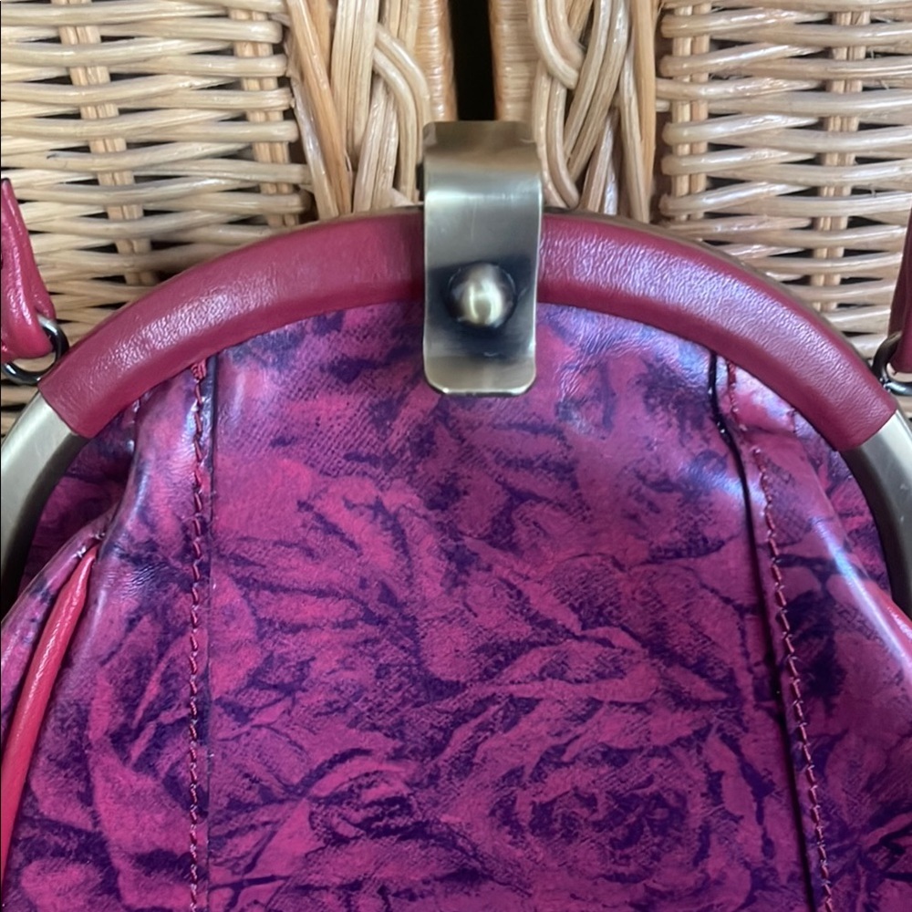 Patricia Nash Red Crossbody Bag with Marbled Rose Leather Design - Picture 6 of 7